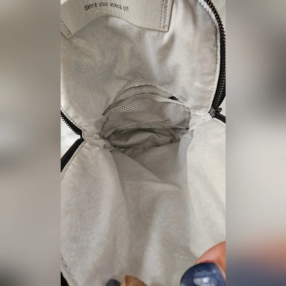 Lululemon All Night Festival Bag Micro 2L